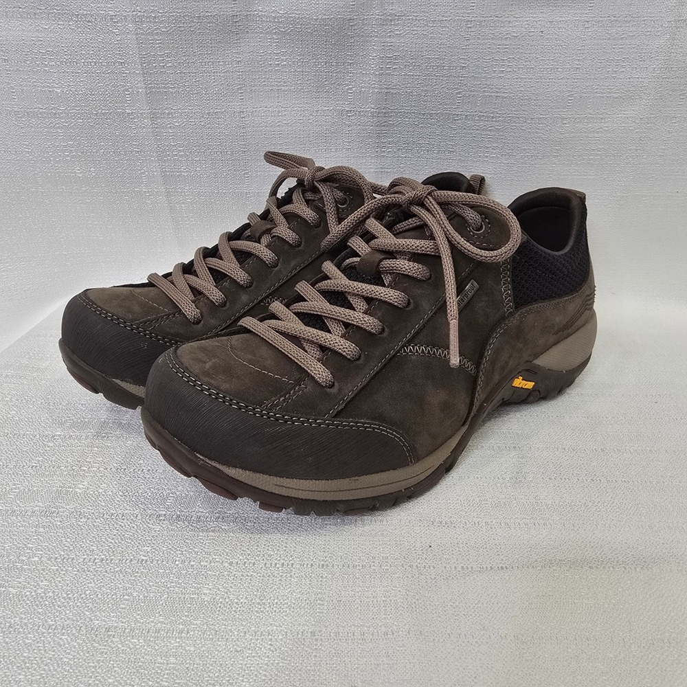 Dansko Paisley Hiking Shoes Womens Size 38 Brown Suede Waterproof Vibram